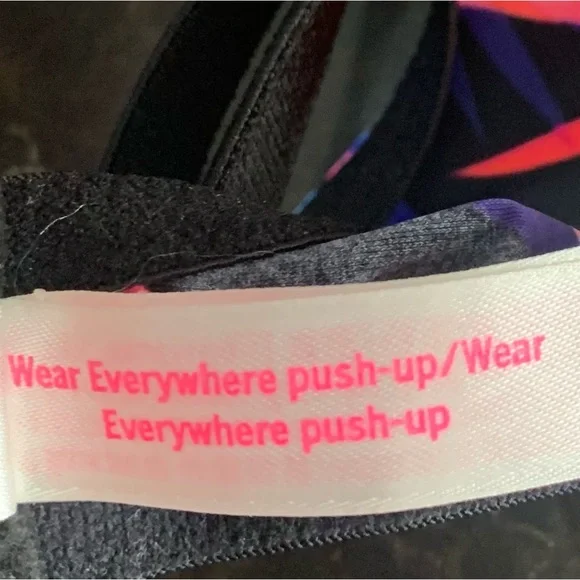 PINK Victoria’s Secret Wear Everywhere Push-Up Bra Size 34D - Picture 4 of 6